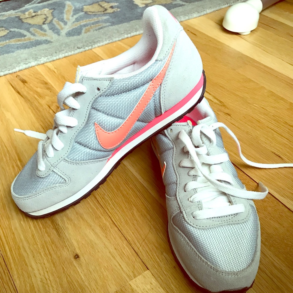 Nike sneakers size 7 grey and neon orange